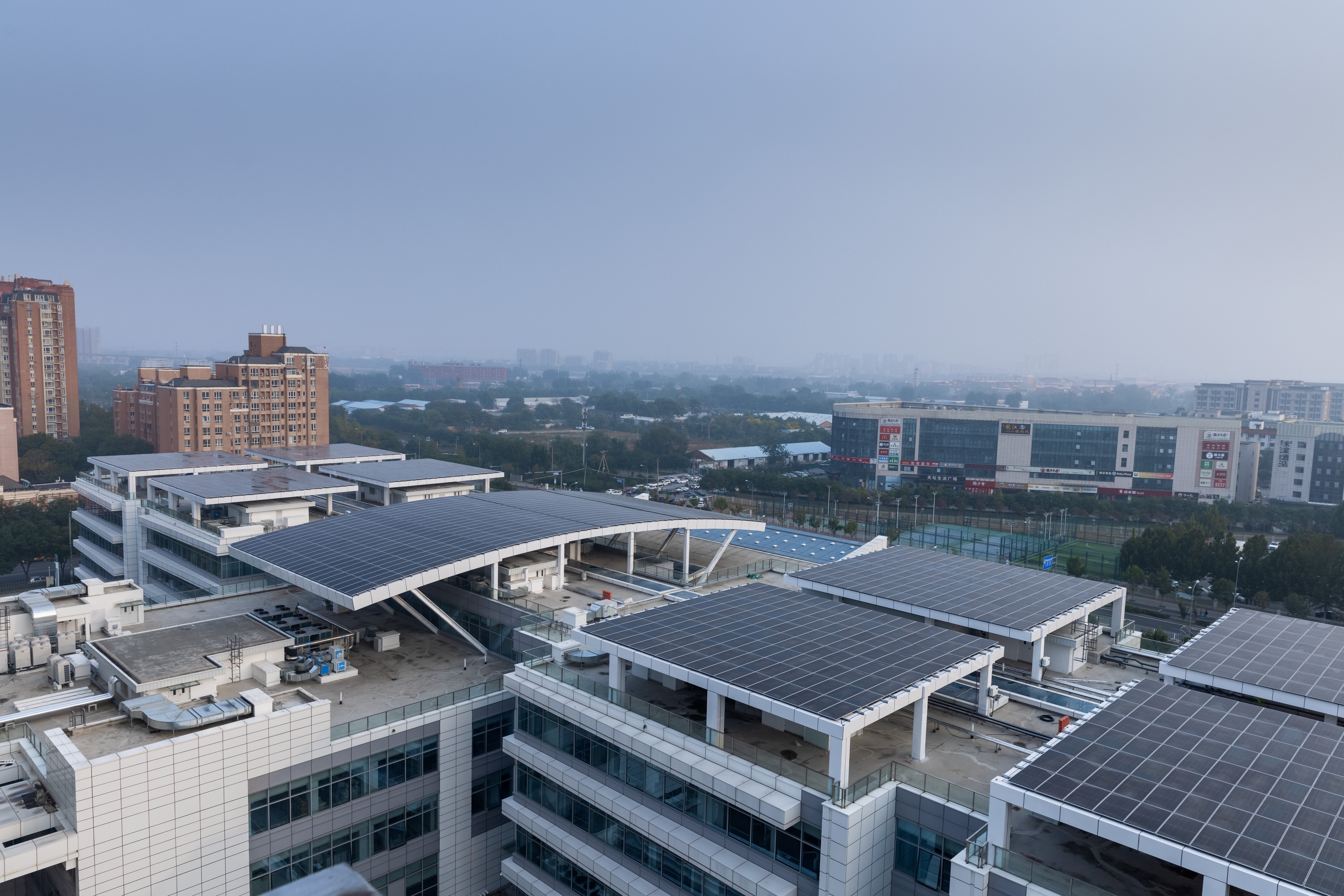 1.10-1 口腔医院光伏项目.jpg